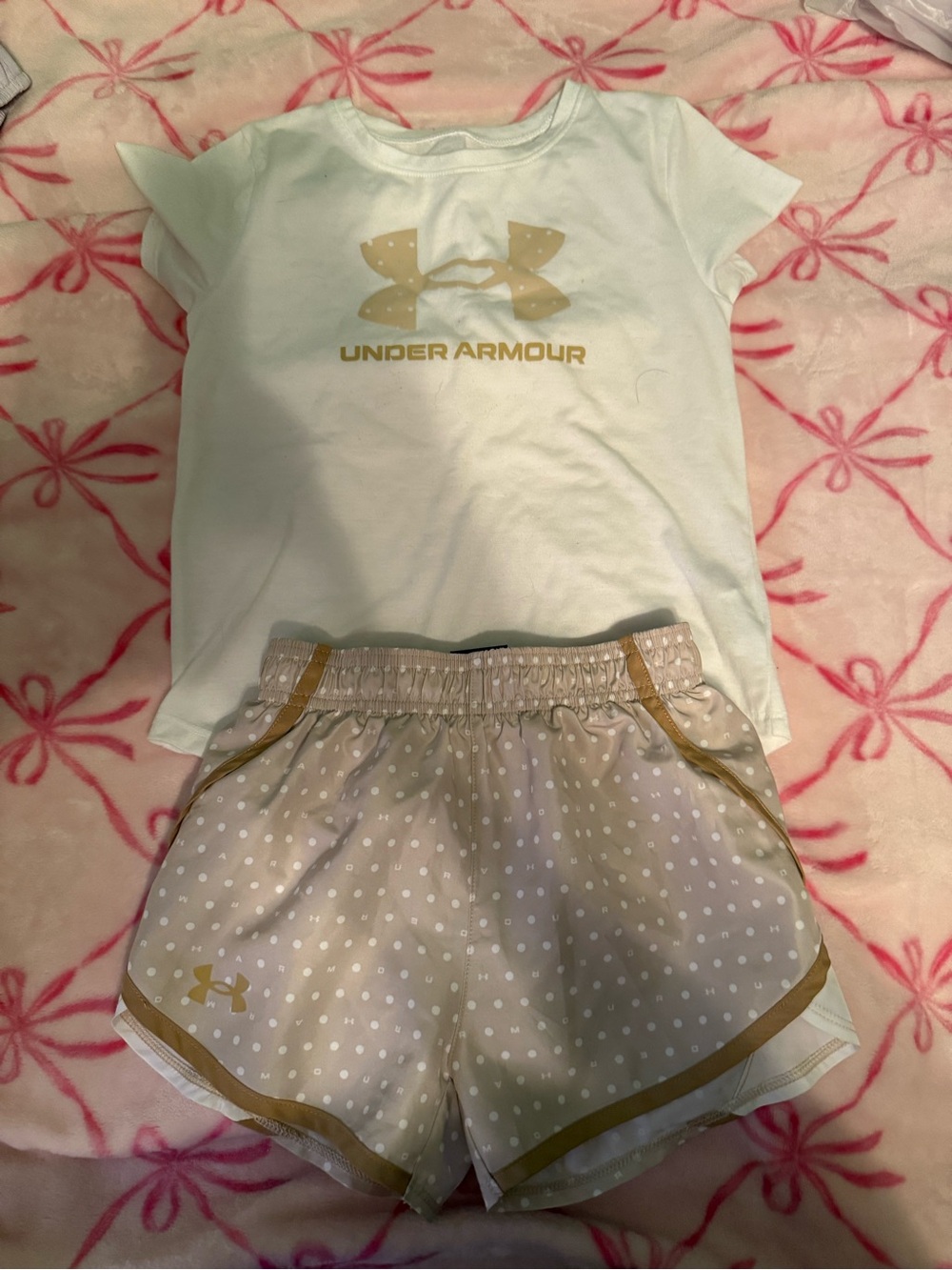 Under Armour Girls White Tee with Gold Logo & Beige Polka Dot Shorts